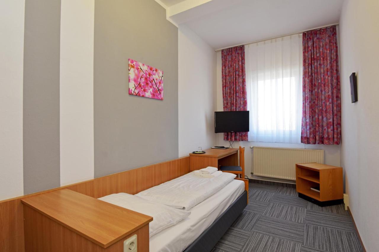 Hotel Zum Gruendle Оберхоф Экстерьер фото