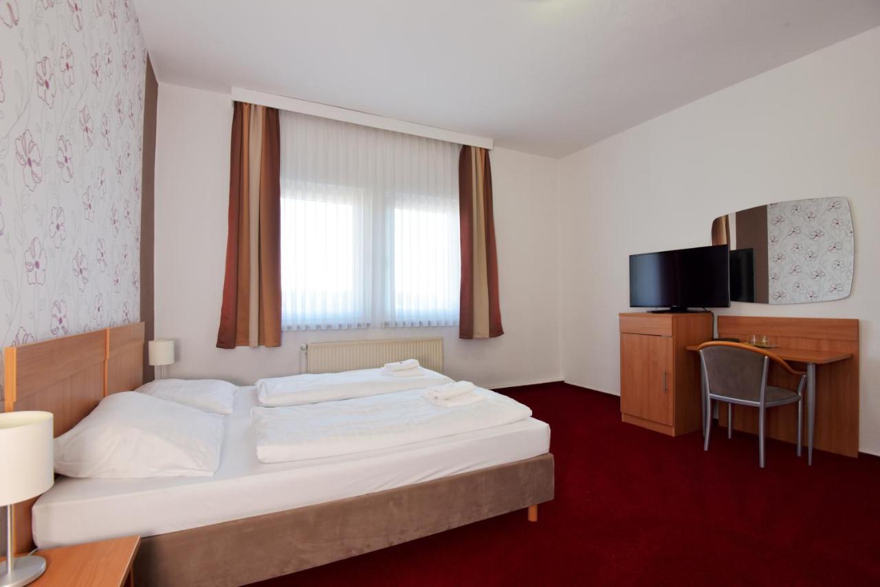 Hotel Zum Gruendle Оберхоф Экстерьер фото